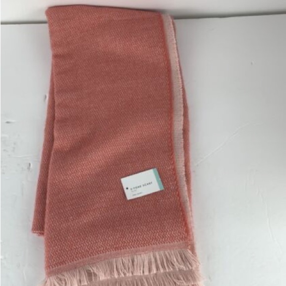 NWT Gertex two toned pink scarf
